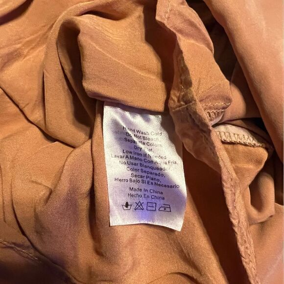 Anna Grace Ruched Side slit skirt Rose size Large - Picture 7 of 10